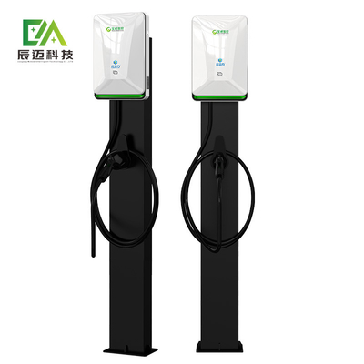 Un buon prezzo. 50HZ 7Kw Gb/T Plug Wall Box caricabatterie per veicoli elettrici 220v in linea