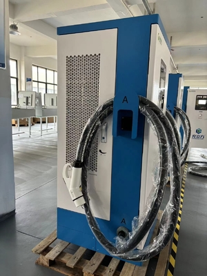 Un buon prezzo. 500V 750V Swipe Card Codice 120KW DC EV caricabatterie per veicoli a nuova energia in linea