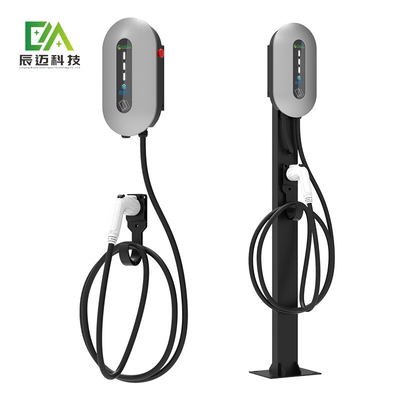 Un buon prezzo. Display LCD Stazione di ricarica EV Wallbox Tre fasi Stazione di ricarica Tesla Ev AC400V in linea