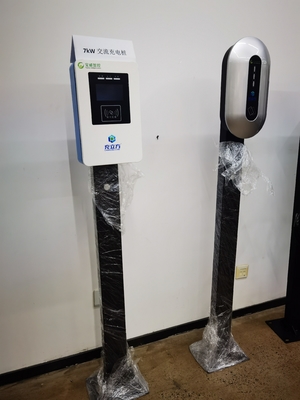 Un buon prezzo. IP65 Tipo 2 7kw 32A Staffa di ricarica per veicoli elettrici Staffa di ricarica per veicoli elettrici AC in linea