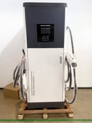 CE/UR/GBT/CCS2/CCS1/Chademo Stazioni di ricarica per veicoli elettrici montate a pavimento per veicoli elettrici da 120 kW a 400 kW