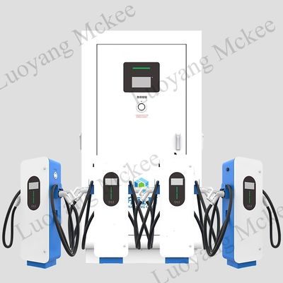 Un buon prezzo. Immagazzinamento dell'energia solare per una ricarica più conveniente in linea