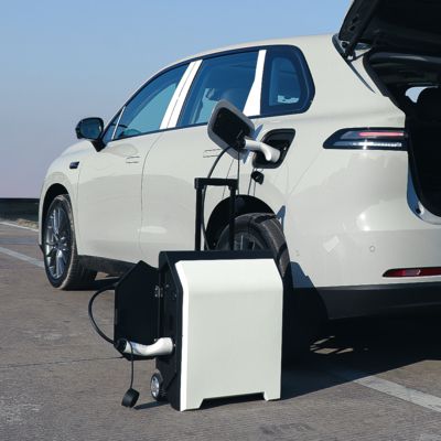3Caricabatterie per veicoli elettrici portatili da 0,5 kW con capacità di 3,5 kWh e protezione IP55 per la ricarica rapida all'aperto